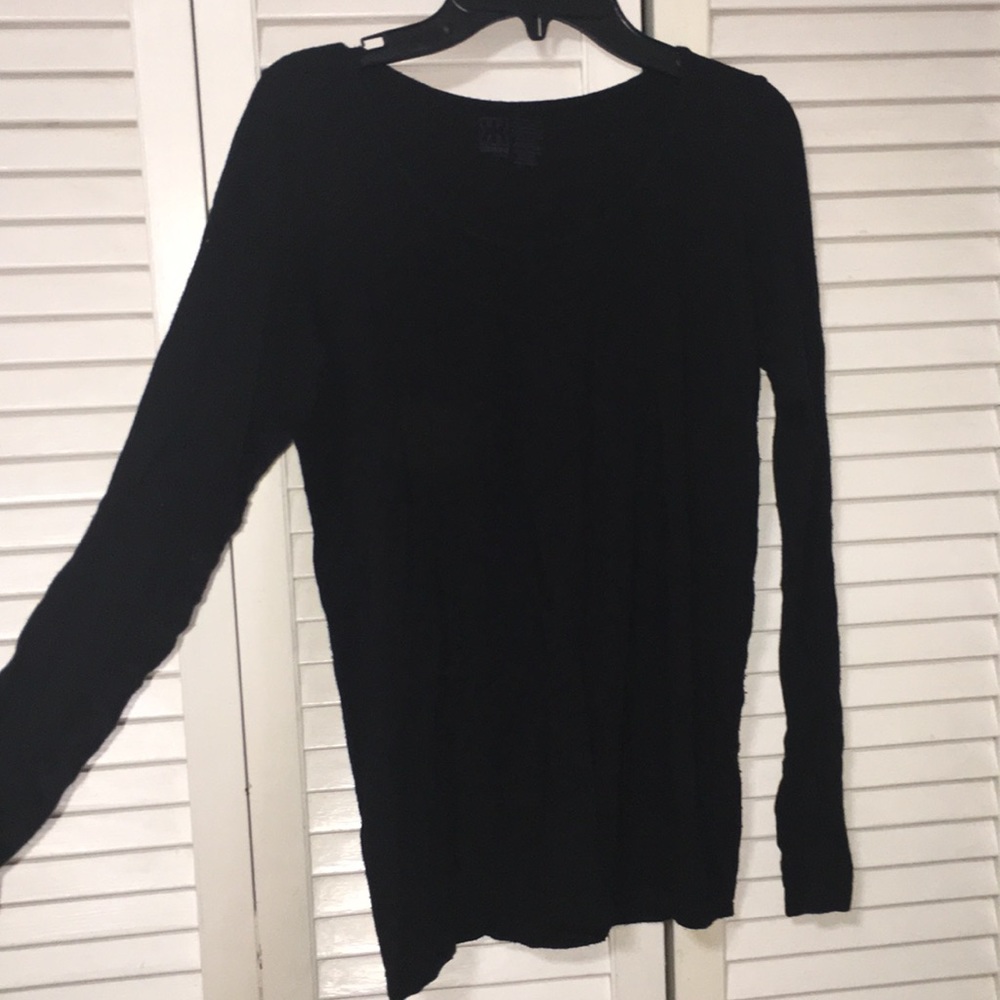 Black layering shirt